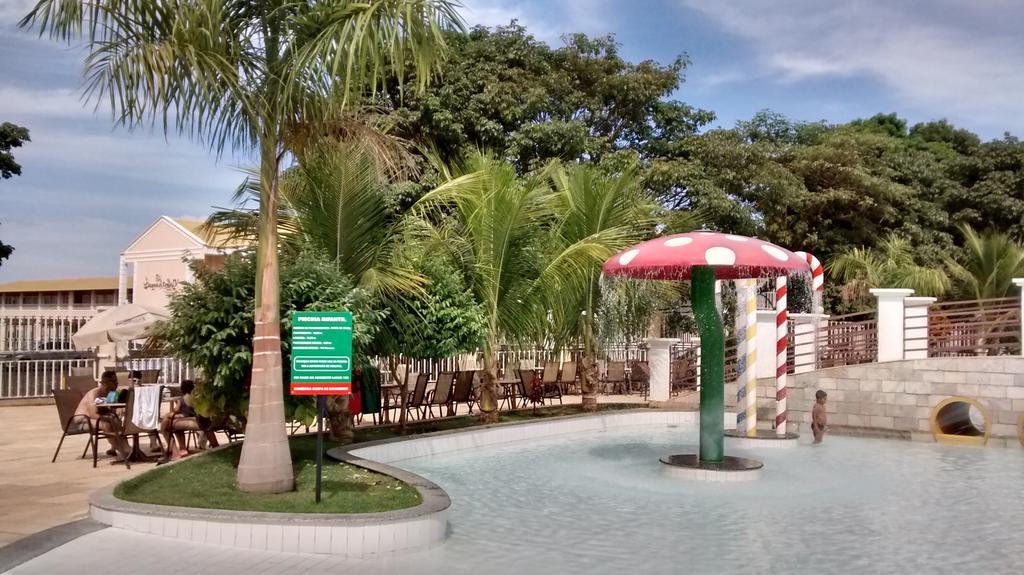 Park Lacqua Diroma Калдас Новас Екстериор снимка