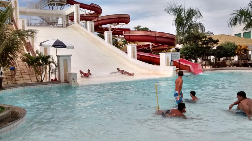 Park Lacqua Diroma Калдас Новас Екстериор снимка